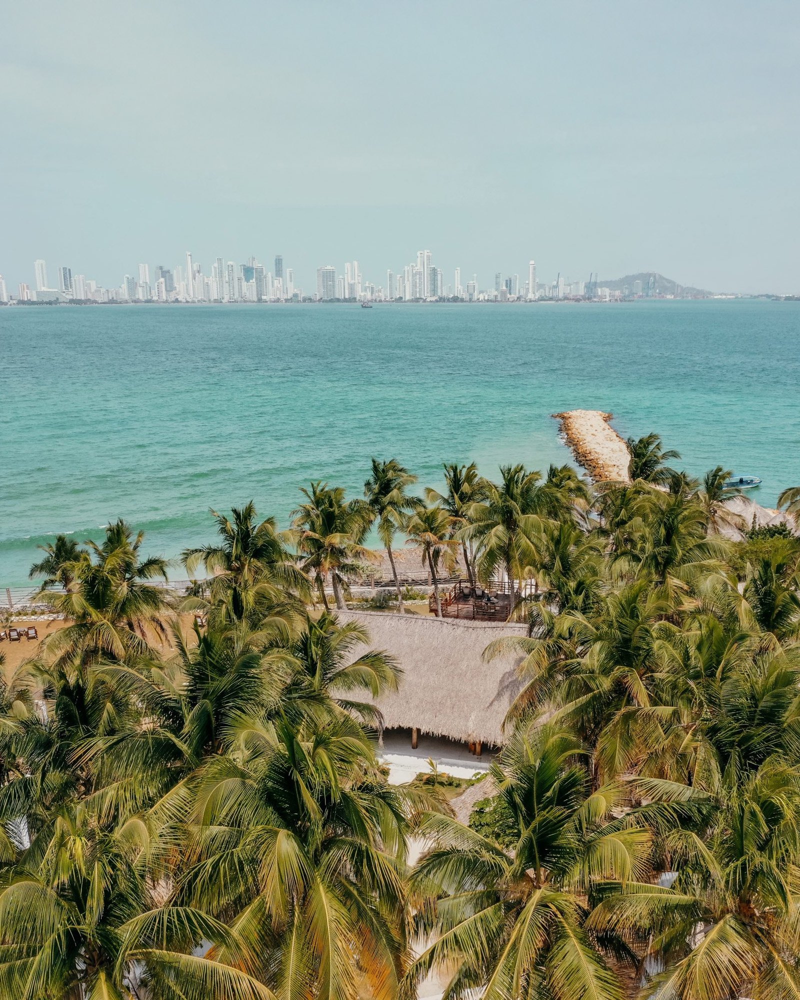 Isla Tierra Bomba, Colombia